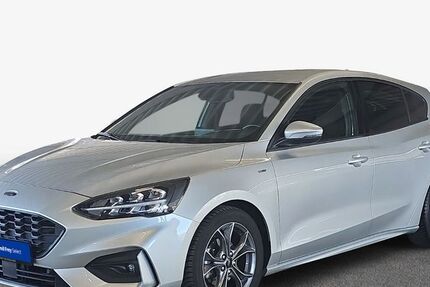 Ford Focus 32.951 km 16.900 &euro; Stuttgart 70190