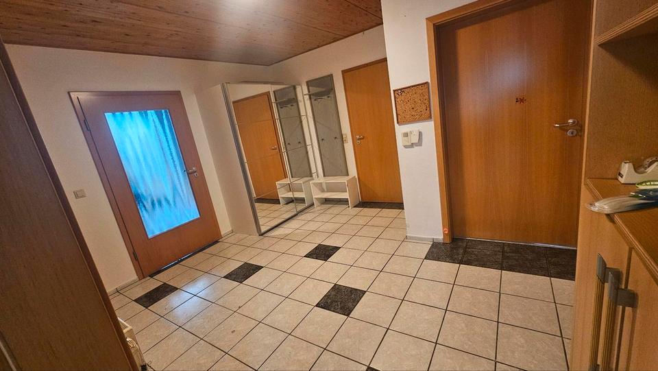 Erdgeschoßwohnung Hemmingen - 3.5 Zimmer, 88 m&sup2;, 1.950&euro; | Angebot:25844630