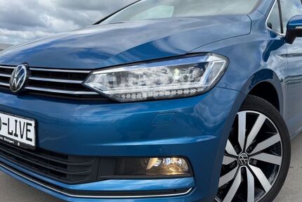VW Touran 168.189 km 21.990 &euro; Stuttgart 70499