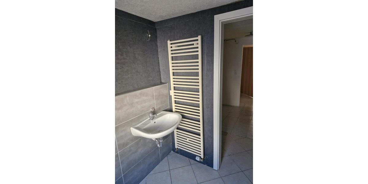 Erdgeschoßwohnung Stuttgart Stuttgart-Süd - 3 Zimmer, 78 m&sup2;, 1.200&euro; | Angebot:25569329