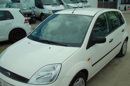 Ford Fiesta 144.000 km 2.450 &euro; Waiblingen (bei Stuttgart) 71332
