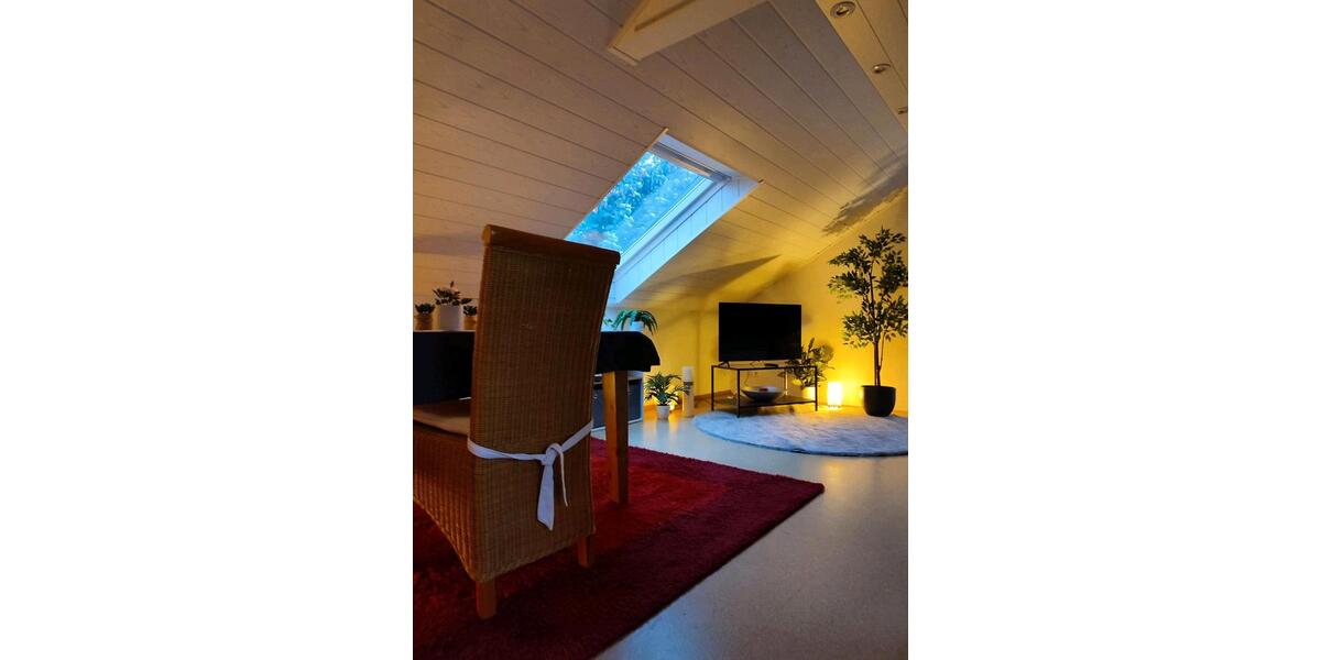 Dachgeschoßwohnung Schwieberdingen - 2.5 Zimmer, 55 m&sup2;, 1.260&euro; | Angebot:25025836