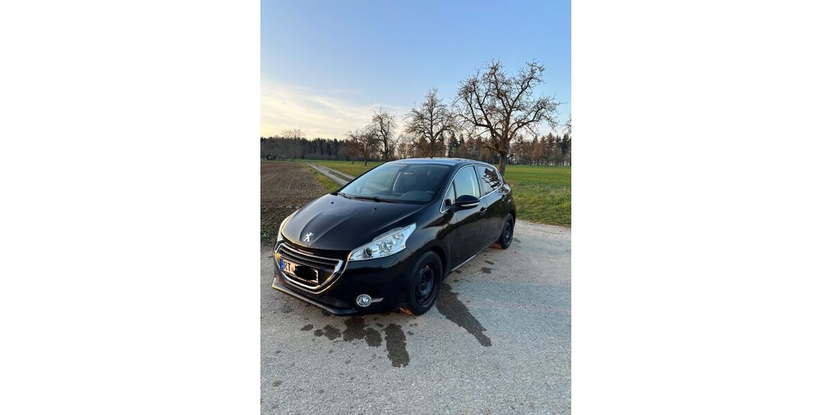 Peugeot 208 121.000 km 6.300 &euro; Walddorfhäslach 72141