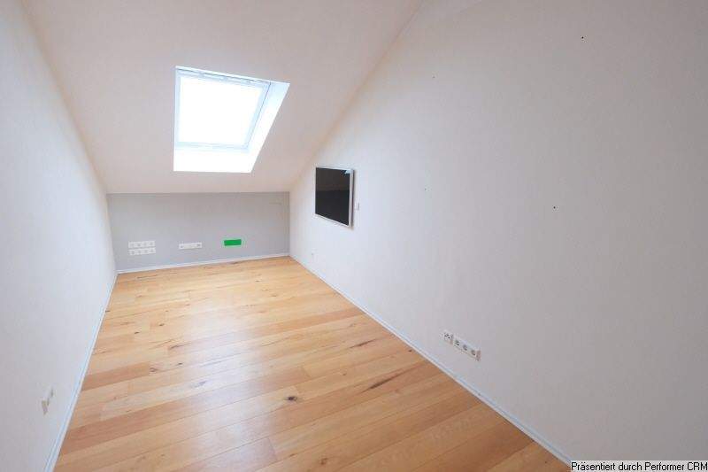 Einfamilienhaus Remseck Hochdorf - 7 Zimmer, 203 m&sup2;, 550.000&euro; | Angebot:25726691