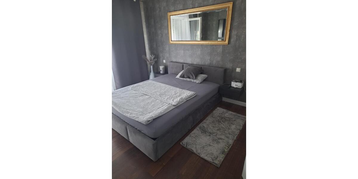 Reihenhaus Lauffen am Neckar - 6.5 Zimmer, 173 m&sup2;, 568.000&euro; | Angebot:25906066