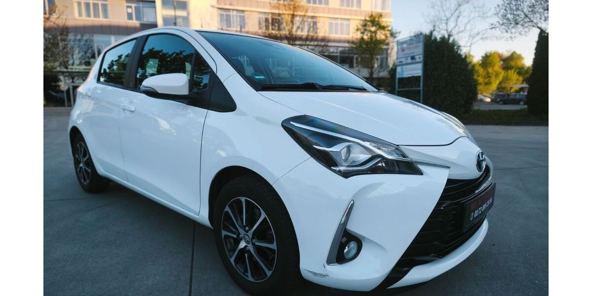 Toyota Yaris 109.902 km 10.500 &euro; Fellbach 70736