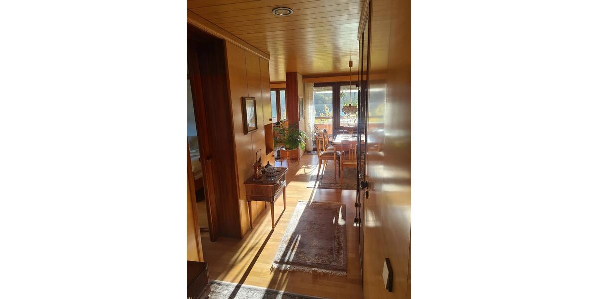 Etagenwohnung Esslingen am Neckar Pliensauvorstadt - 3 Zimmer, 84 m&sup2;, 340.000&euro; | Angebot:25086197