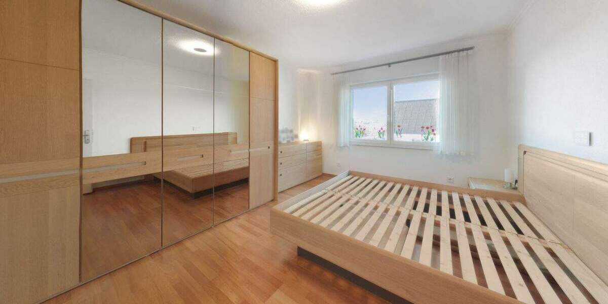 Etagenwohnung Remseck Neckarrems - 7 Zimmer, 226 m&sup2;, 799.000&euro; | Angebot:25706140