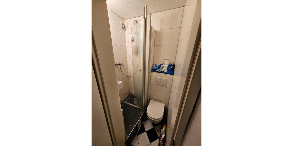 Etagenwohnung Stuttgart Bad Cannstatt - 1 Zimmer, 20 m&sup2;, 600&euro; | Angebot:24991457