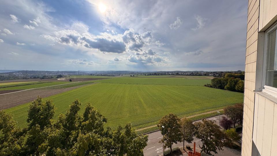 Etagenwohnung Kornwestheim - 4.5 Zimmer, 95 m&sup2;, 299.000&euro; | Angebot:27607422