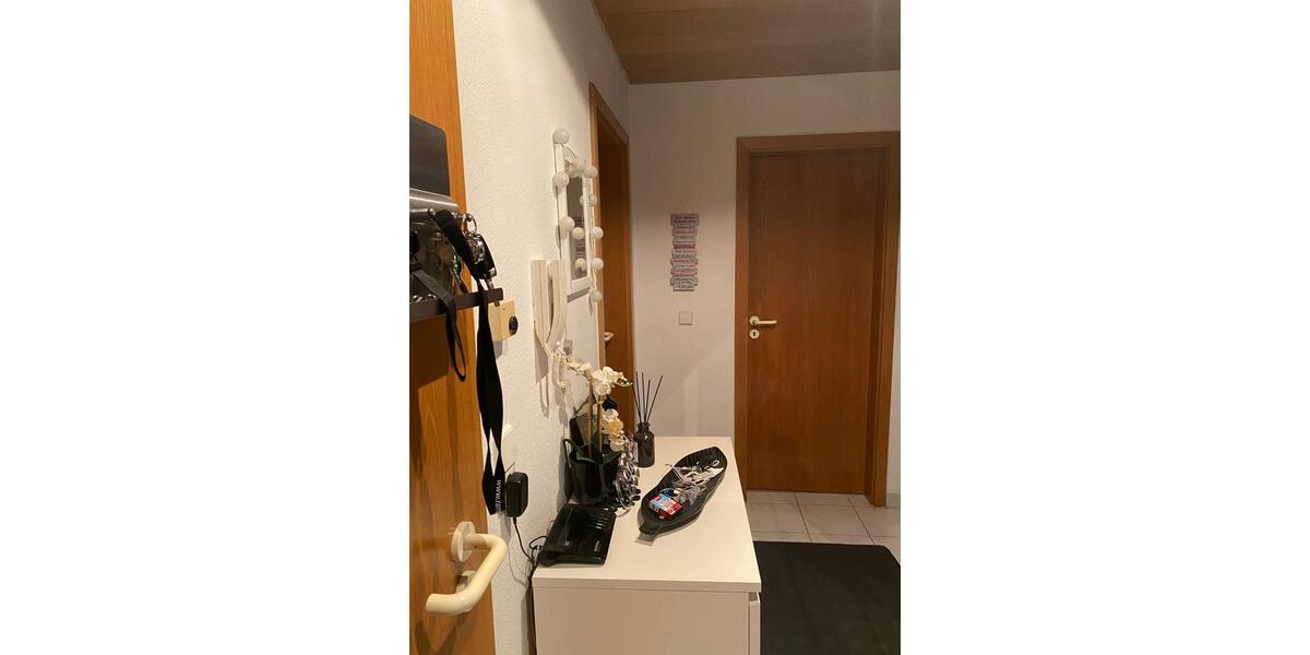 Etagenwohnung Neckartailfingen - 4 Zimmer, 70 m&sup2;, 770&euro; | Angebot:25815178