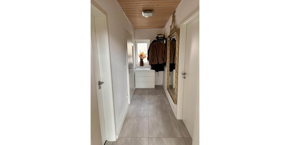 Maisonettenwohnung Sindelfingen Eichholz - 3.5 Zimmer, 96 m&sup2;, 1.600&euro; | Angebot:25829632