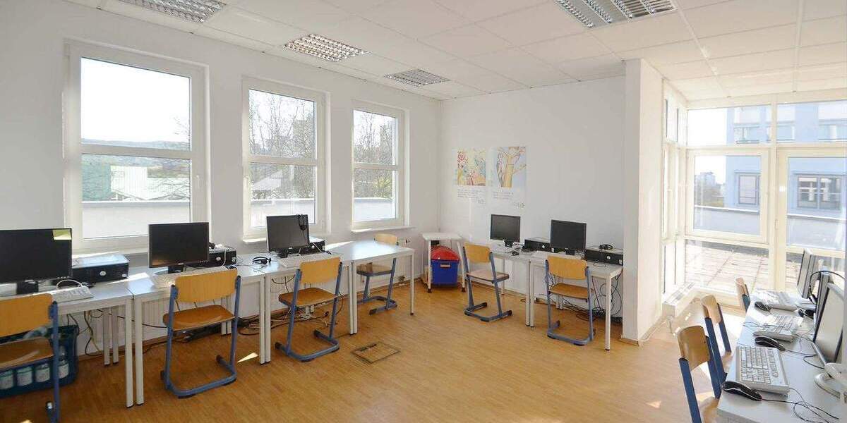 Gewerbeobjekt Leonberg Eltingen - 5 Zimmer, 157 m&sup2;, 1.450&euro; | Angebot:25748782