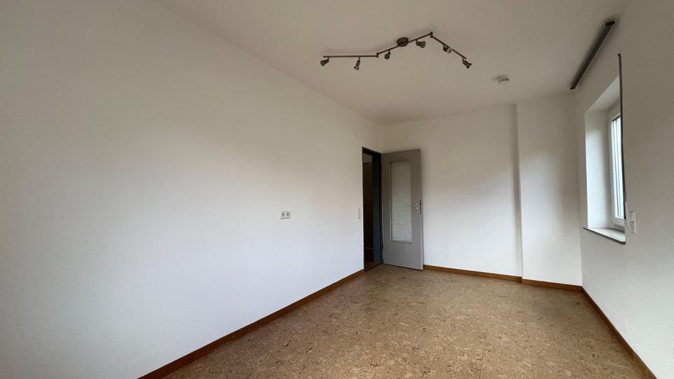 Hochparterre Rutesheim - 3 Zimmer, 77 m&sup2;, 299.000&euro; | Angebot:25599688