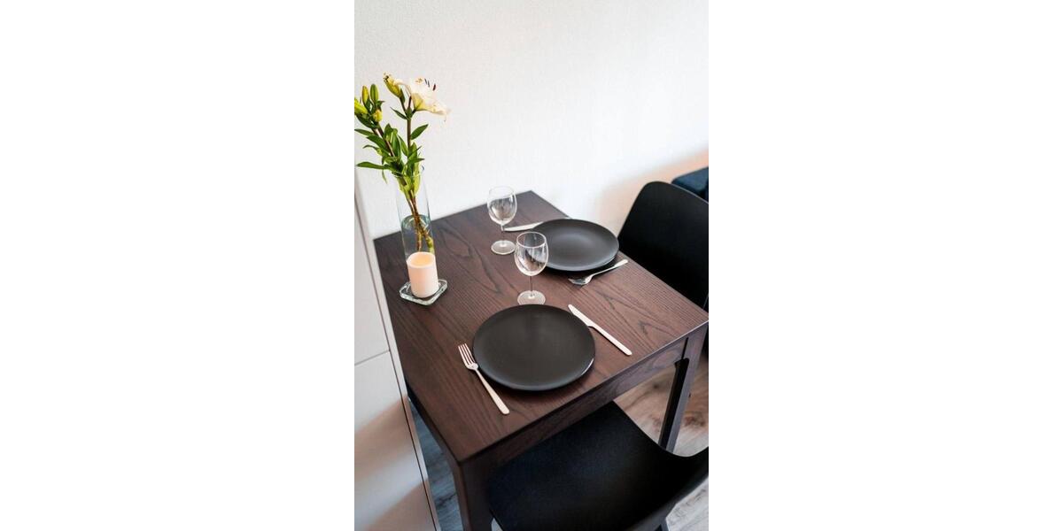Etagenwohnung Stuttgart Luginsland - 1 Zimmer, 32 m&sup2;, 1.200&euro; | Angebot:25840397