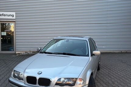BMW 323 164.000 km 4.000 &euro; Ludwigsburg 71642