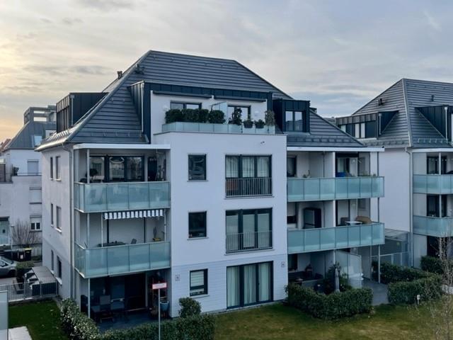Dachgeschoßwohnung Esslingen am Neckar Oberesslingen - 2 Zimmer, 60 m&sup2;, 906&euro; | Angebot:26366166