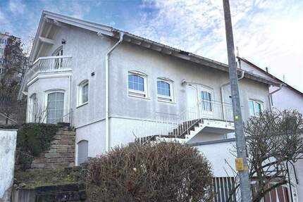 Haus Stuttgart Nord - 7 Zimmer, 242 m&sup2;, 1.690.000&euro; | Angebot:25727195