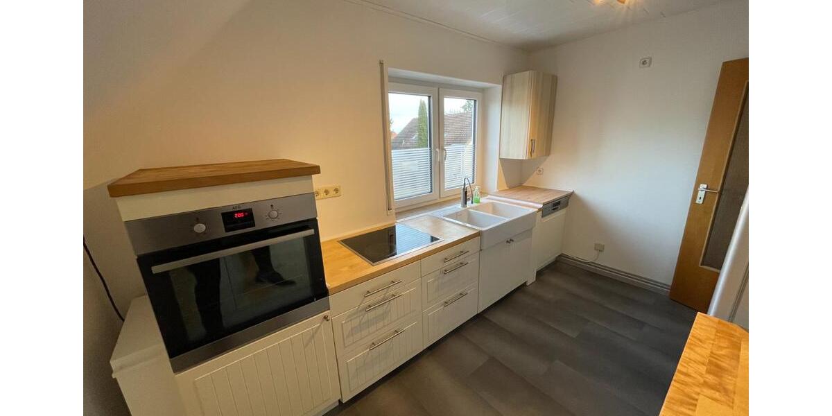 Dachgeschoßwohnung Alfdorf - 2 Zimmer, 77 m&sup2;, 790&euro; | Angebot:25049704