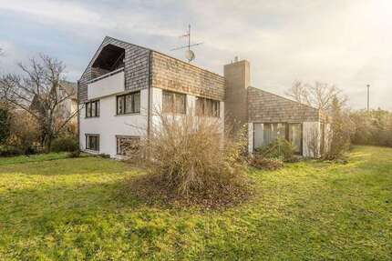 Haus Nürtingen - 7 Zimmer, 283 m&sup2;, 949.000&euro; | Angebot:24904842