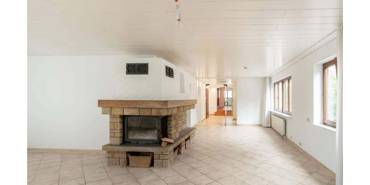 Etagenwohnung Fellbach - 5 Zimmer, 177 m&sup2;, 695.000&euro; | Angebot:25685869