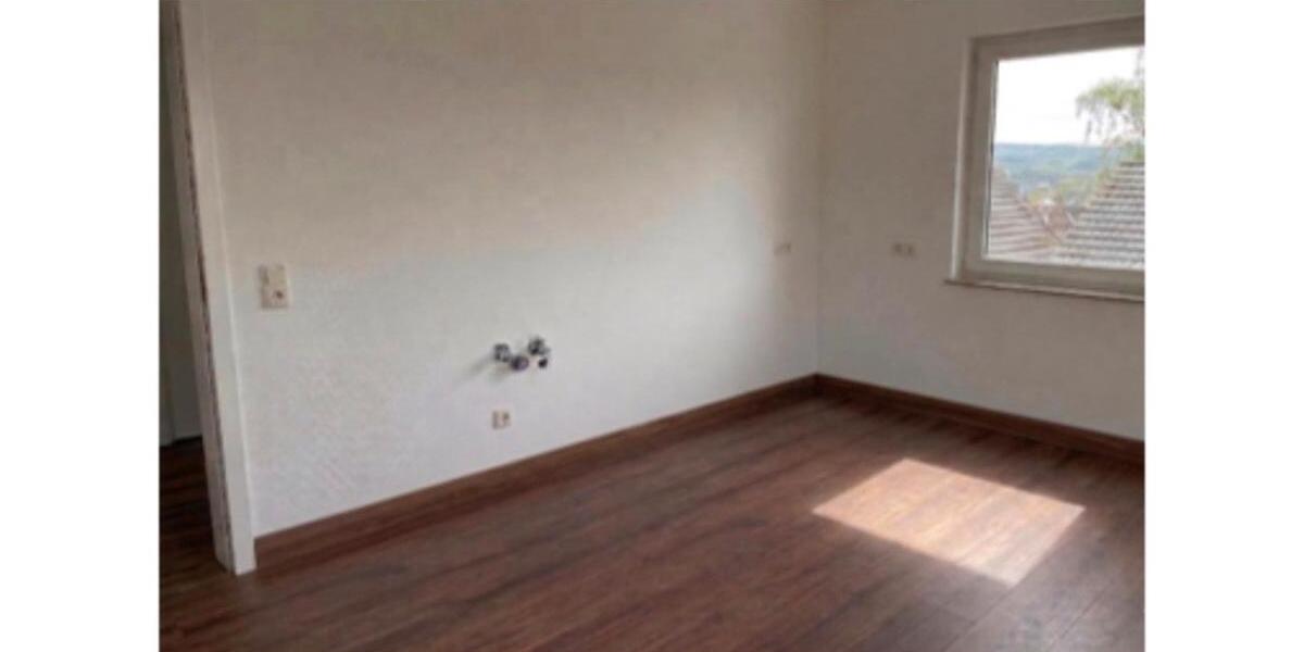 Dachgeschoßwohnung Esslingen am Neckar Oberesslingen - 2 Zimmer, 53 m&sup2;, 820&euro; | Angebot:26330135
