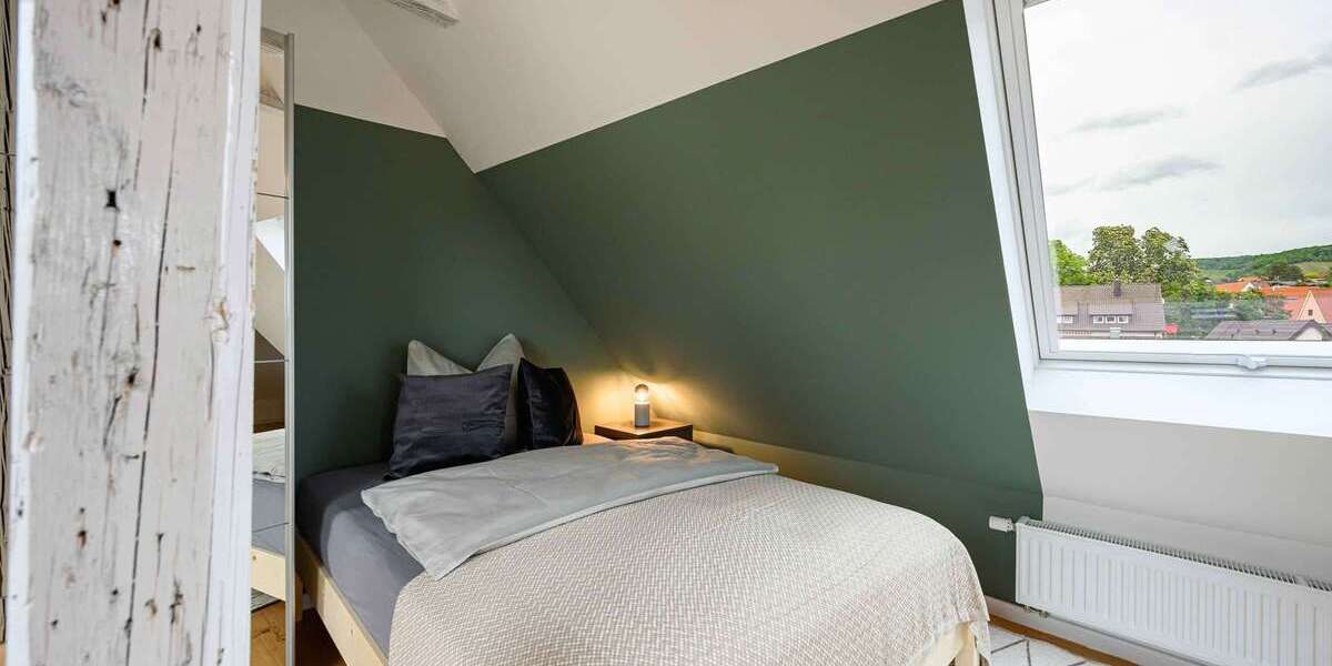 Zimmer Stuttgart Untertürkheim - 550&euro; | Angebot:25052650