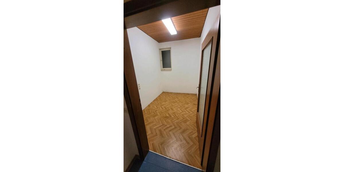 Etagenwohnung Rudersberg - 3 Zimmer, 38 m&sup2;, 250&euro; | Angebot:25632722