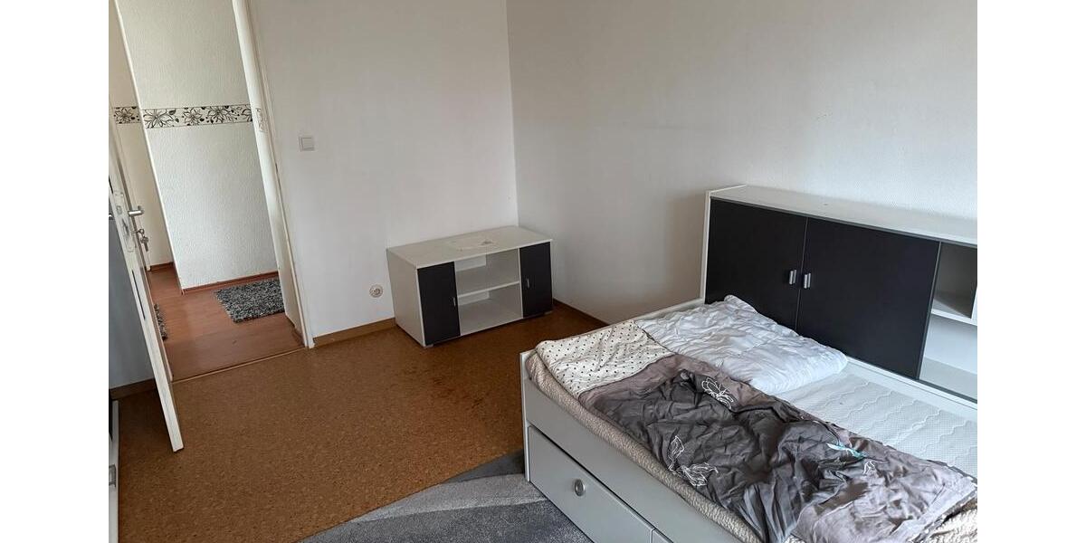 Erdgeschoßwohnung Ludwigsburg Eglosheim - 1 Zimmer, 10 m&sup2;, 500&euro; | Angebot:25305301