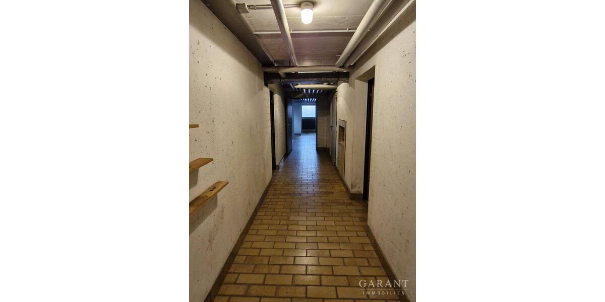 Einfamilienhaus Nürtingen Raidwangen - 9 Zimmer, 213 m&sup2;, 649.000&euro; | Angebot:25707777