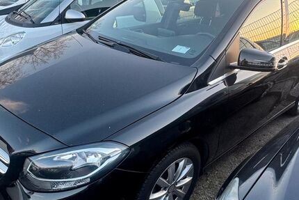 Mercedes-Benz B 180 100.000 km 11.500 &euro; Sindelfingen 71065