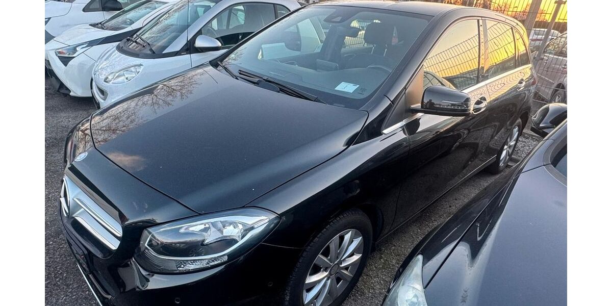 Mercedes-Benz B 180 100.000 km 11.500 &euro; Sindelfingen 71065