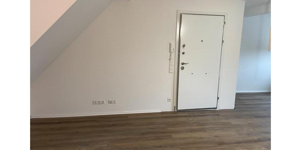 Dachgeschoßwohnung Göppingen Faurndau - 1 Zimmer, 42 m&sup2;, 850&euro; | Angebot:26639152