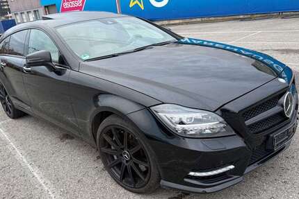 Mercedes-Benz CLS 140.000 km 24.999 &euro; Sindelfingen 71065