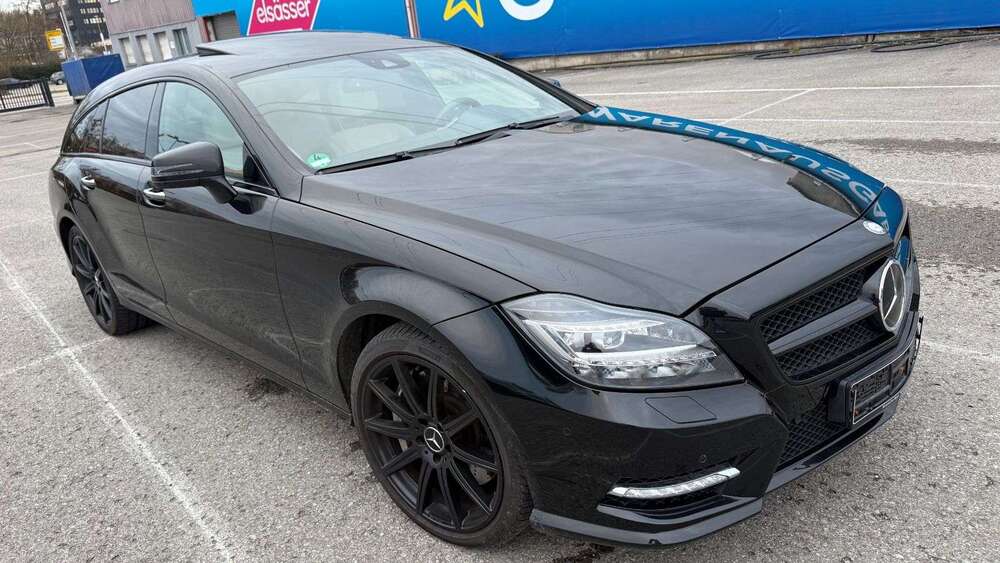 Mercedes-Benz CLS 140.000 km 24.999 &euro; Sindelfingen 71065
