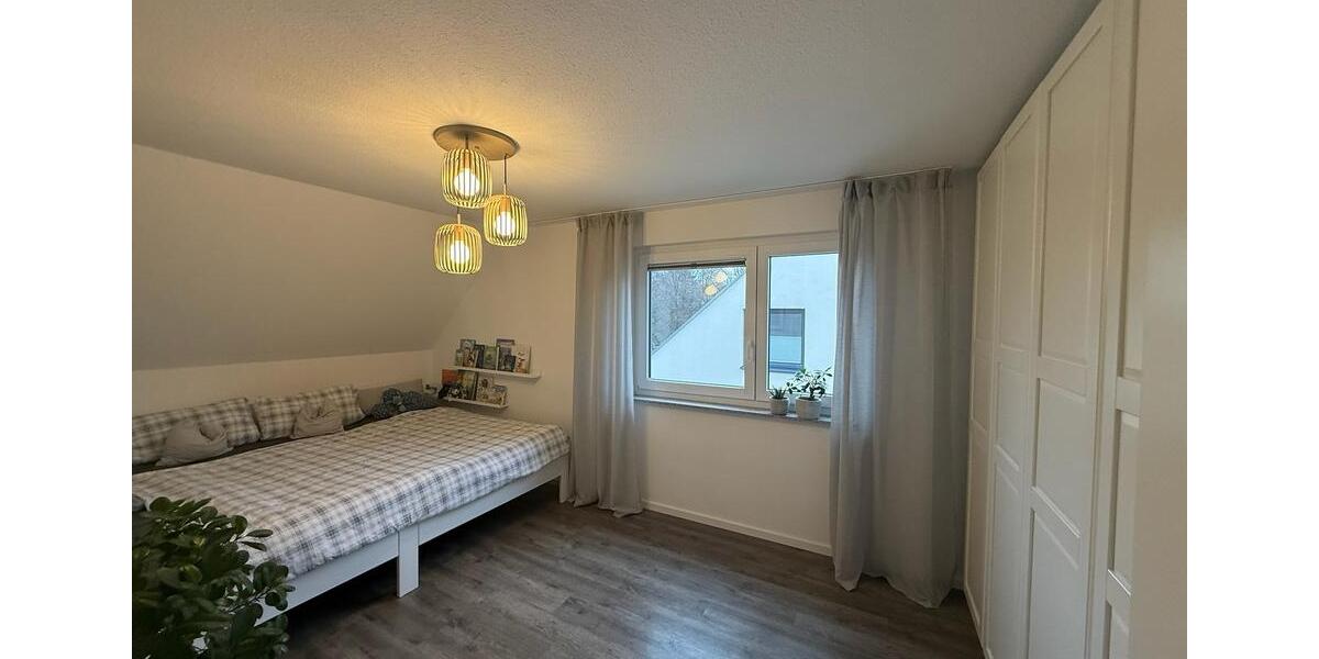 Maisonettenwohnung Stuttgart Zuffenhausen - 4 Zimmer, 108 m&sup2;, 690.000&euro; | Angebot:25350150